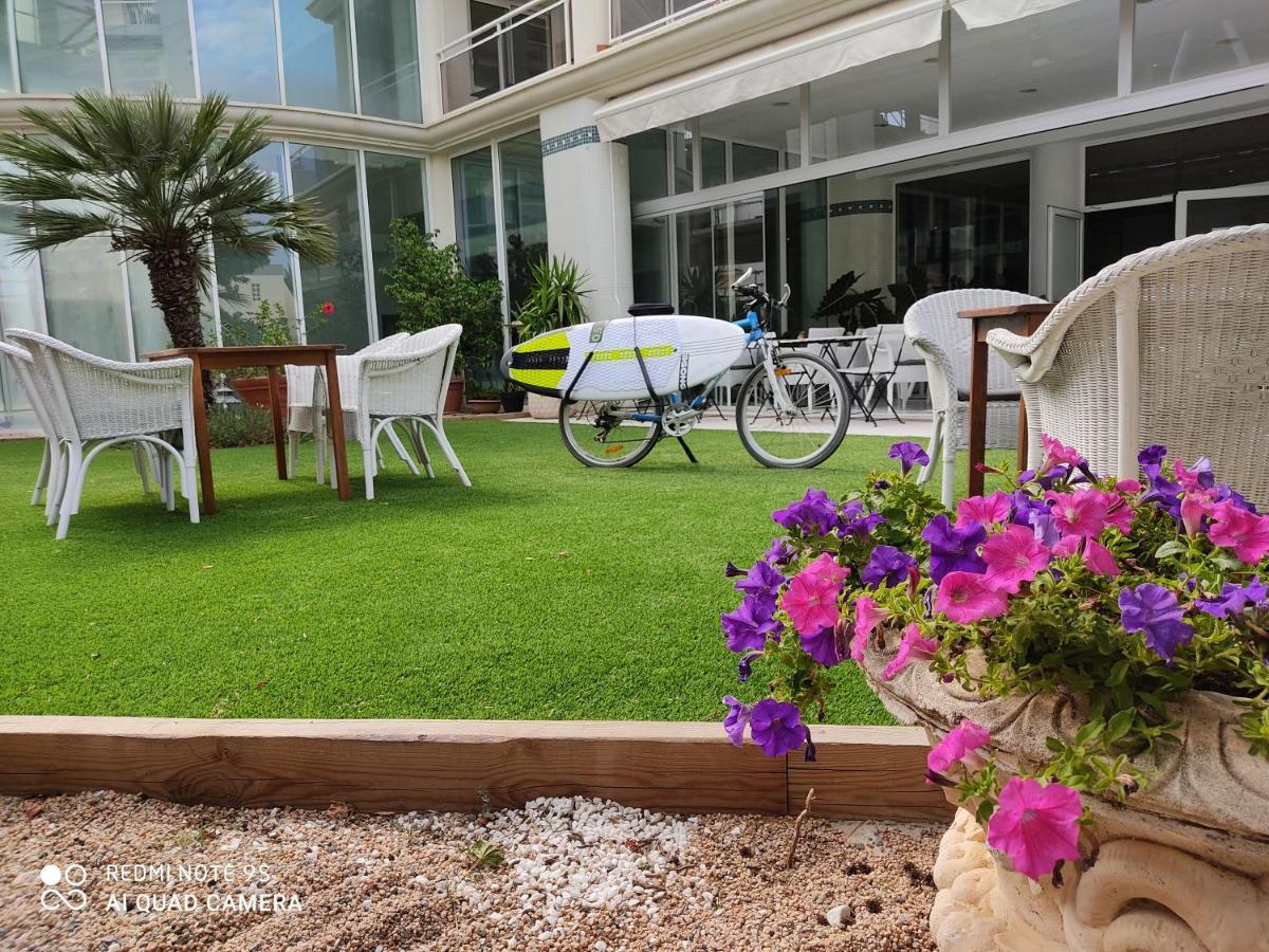 Hotel & Apartaments Thalassa Sport & Spa Roses Dış mekan fotoğraf