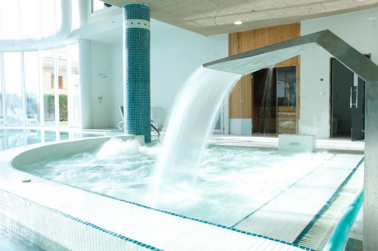 Hotel & Apartaments Thalassa Sport & Spa Roses Dış mekan fotoğraf