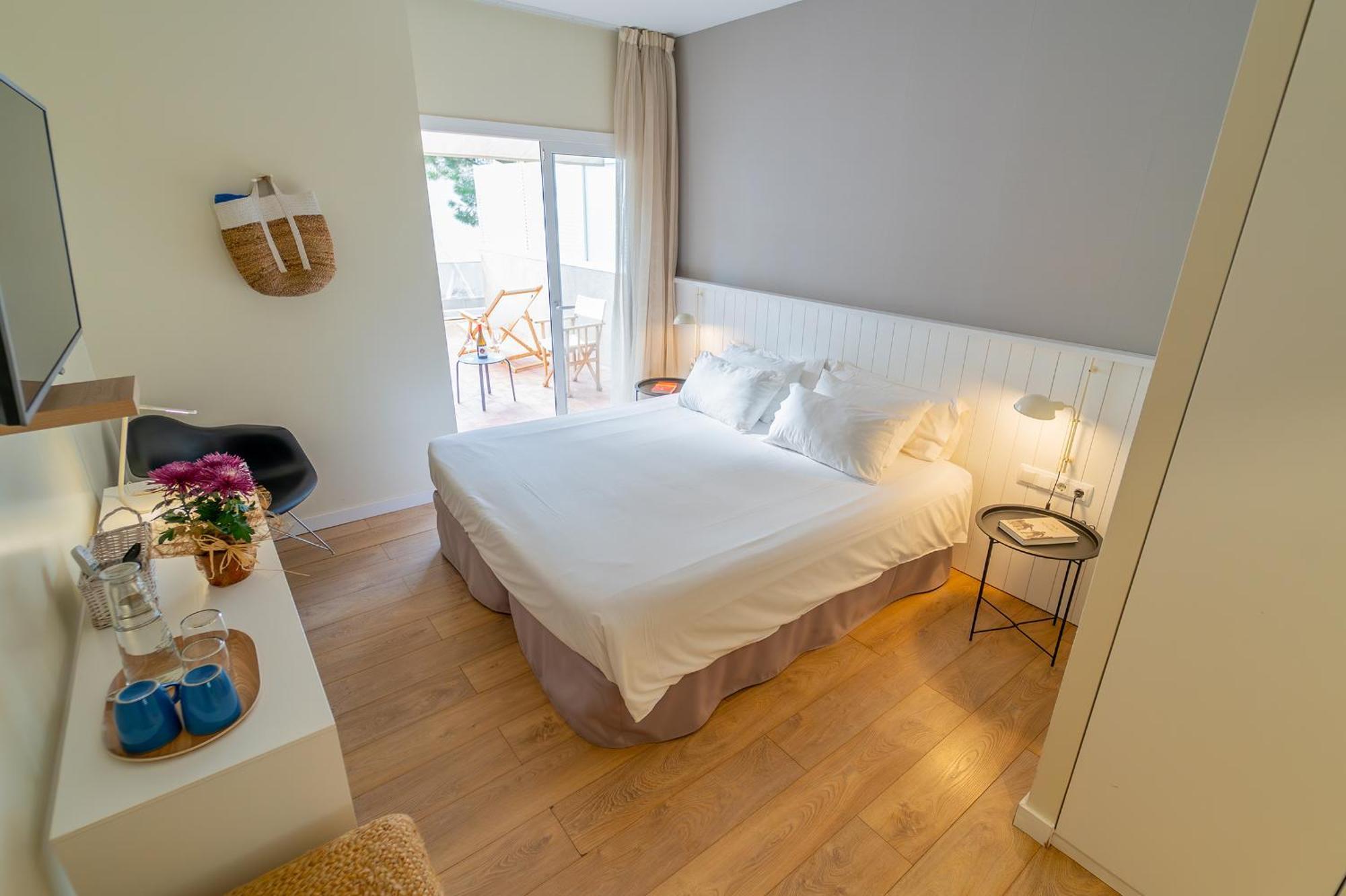 Hotel & Apartaments Thalassa Sport & Spa Roses Dış mekan fotoğraf