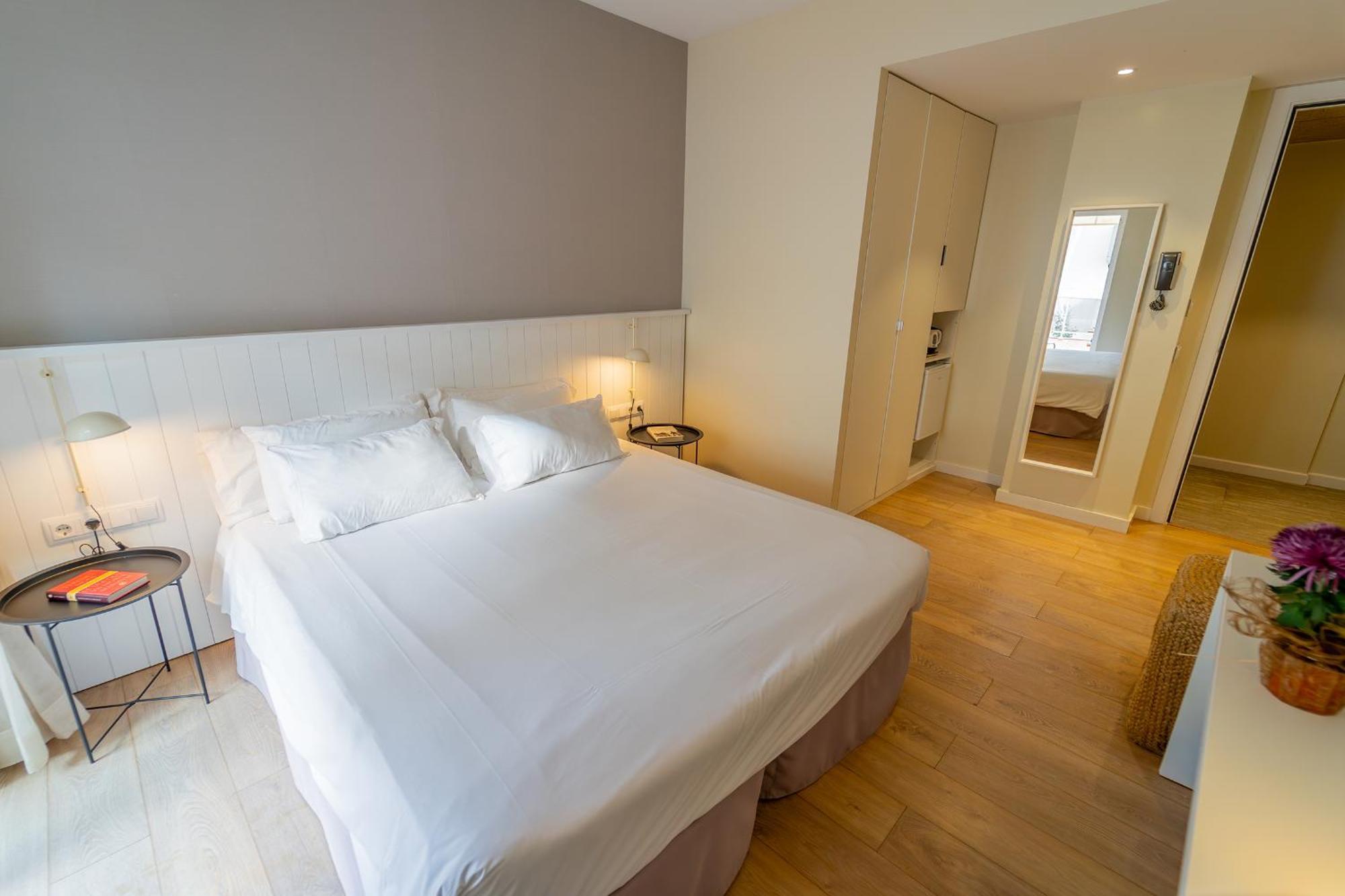Hotel & Apartaments Thalassa Sport & Spa Roses Dış mekan fotoğraf