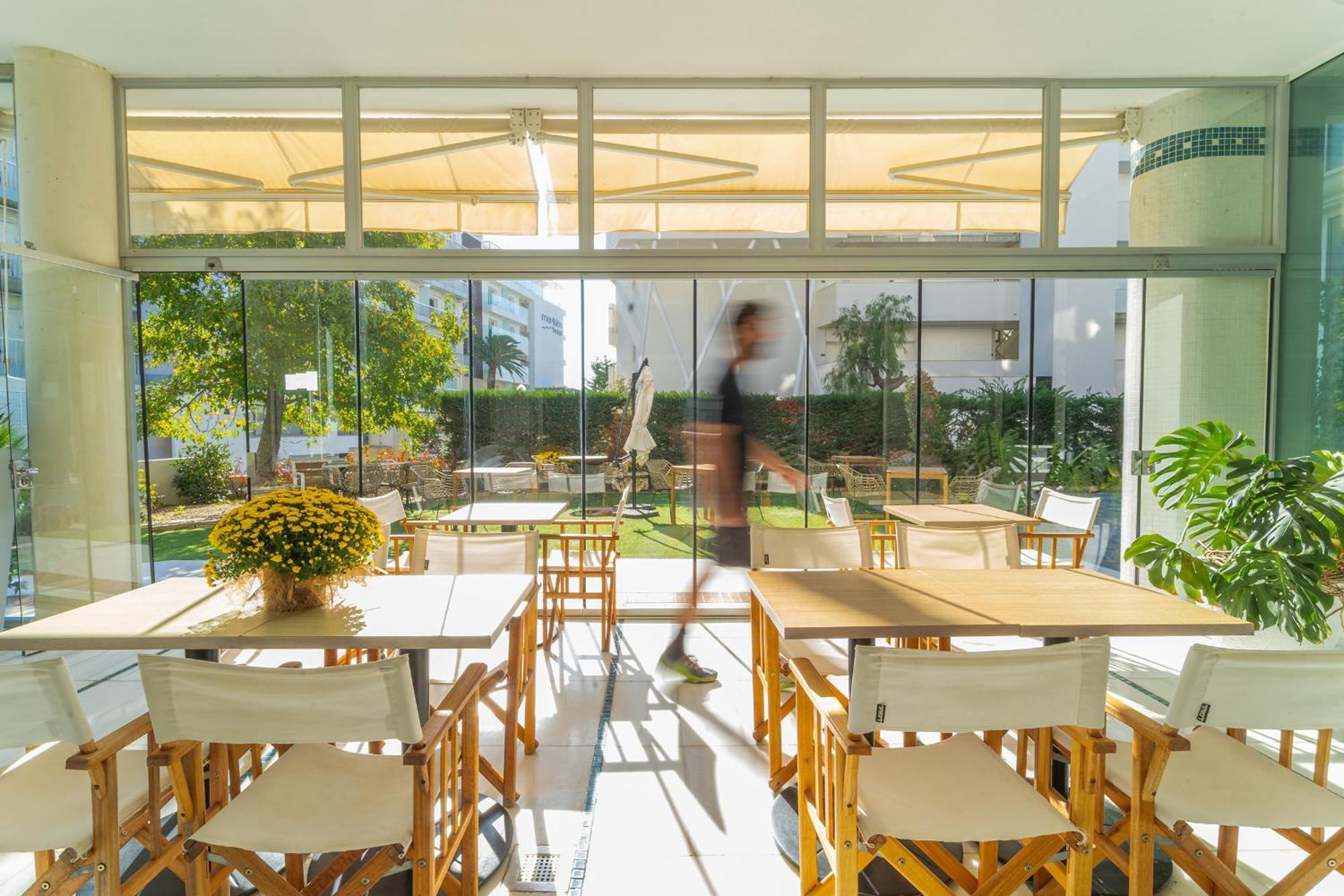 Hotel & Apartaments Thalassa Sport & Spa Roses Dış mekan fotoğraf