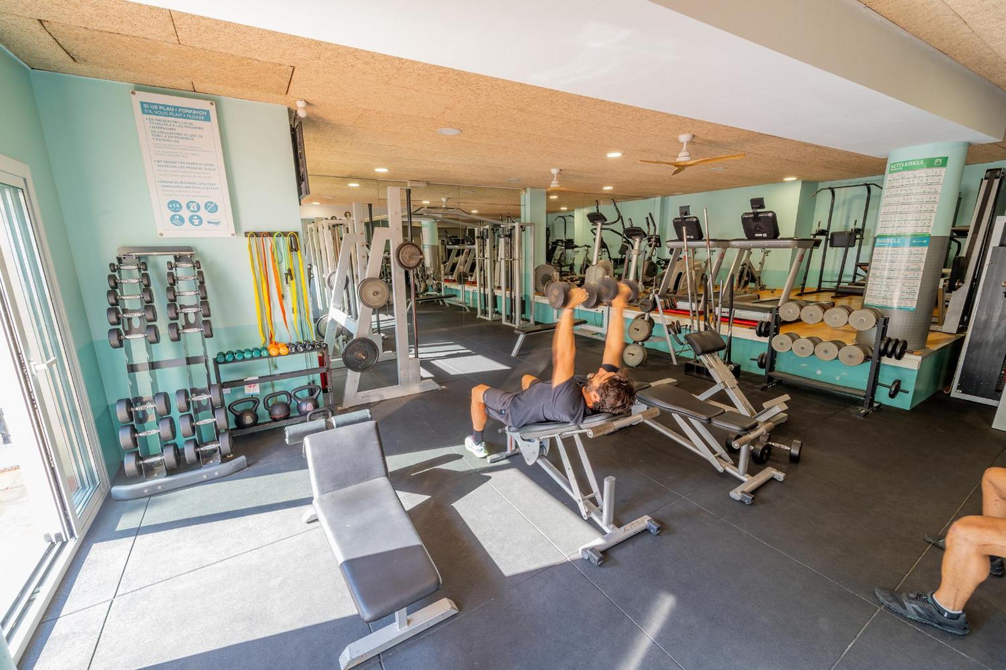 Hotel & Apartaments Thalassa Sport & Spa Roses Dış mekan fotoğraf