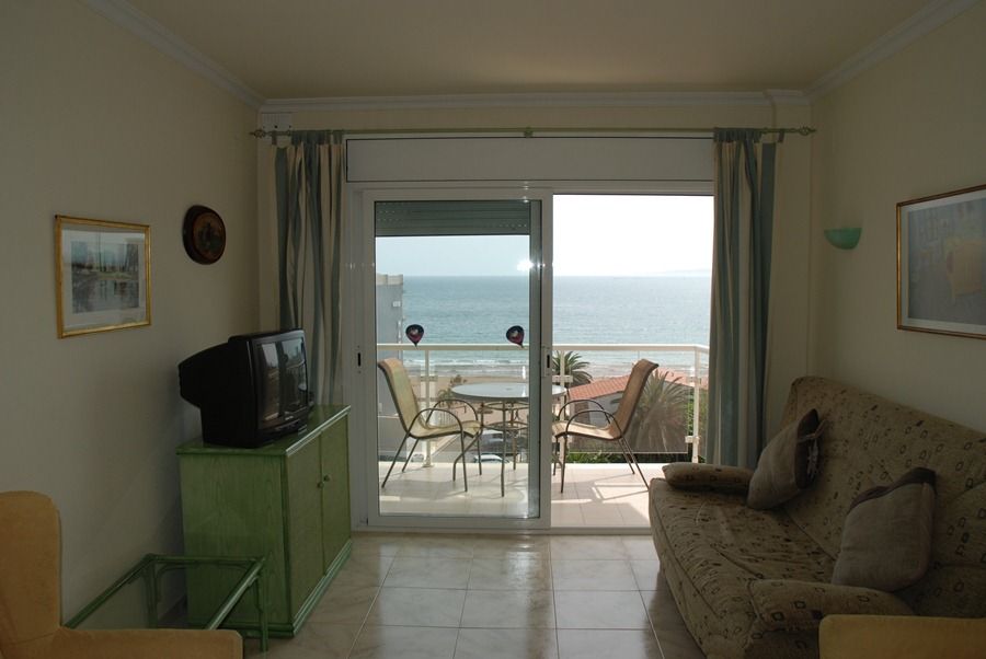 Hotel & Apartaments Thalassa Sport & Spa Roses Dış mekan fotoğraf
